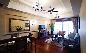 Casa Del Rio Residences