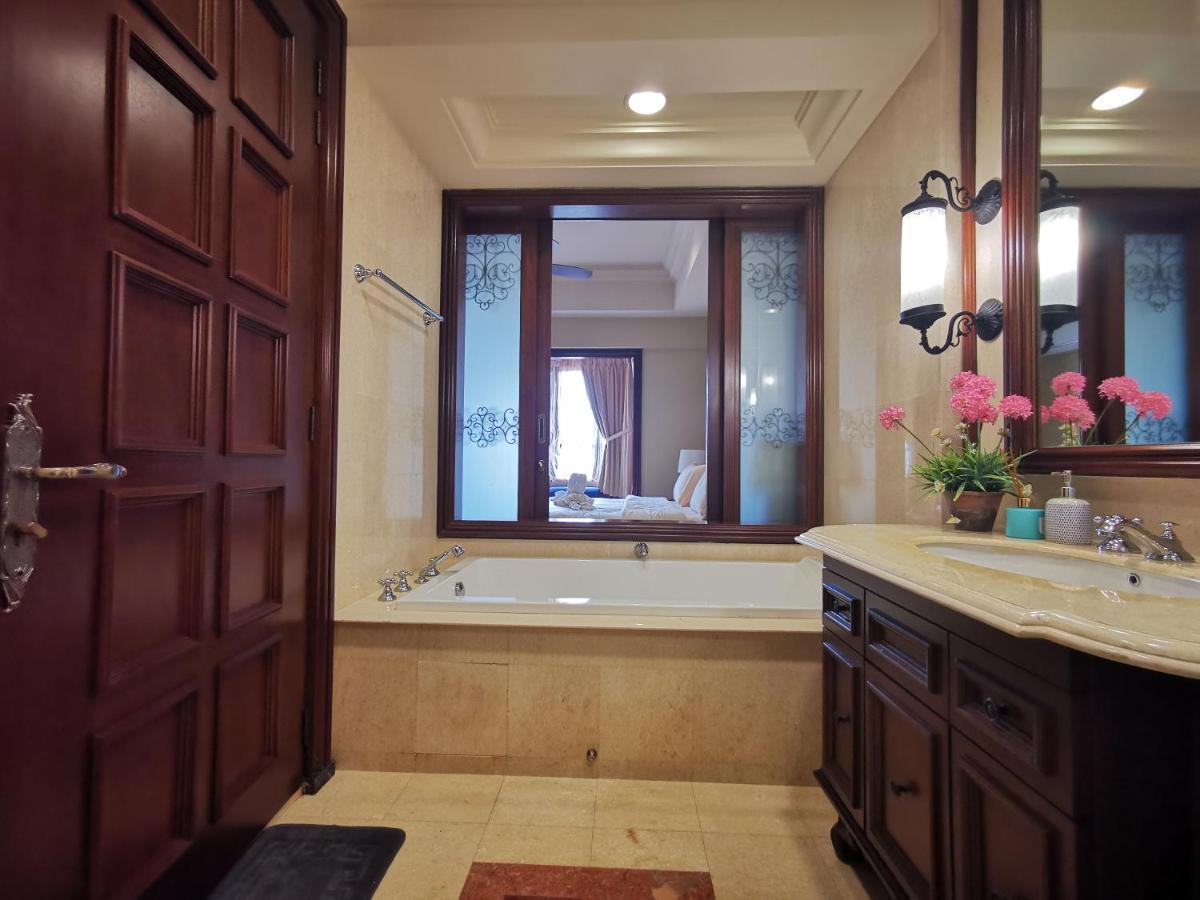 Casa Del Rio Residences Malacca Extérieur photo